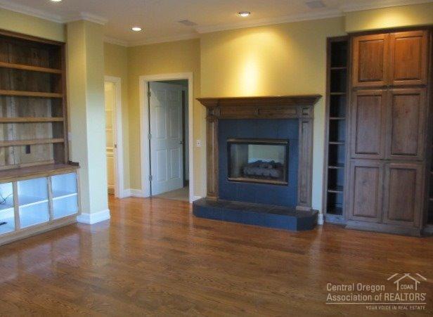 Broken Top - Residential