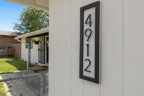 Tiny photo for 4912 Lorrayne Place, Klamath Falls, OR 97603 (MLS # 220224104)