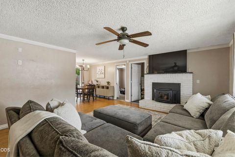 Tiny photo for 4912 Lorrayne Place, Klamath Falls, OR 97603 (MLS # 220224104)