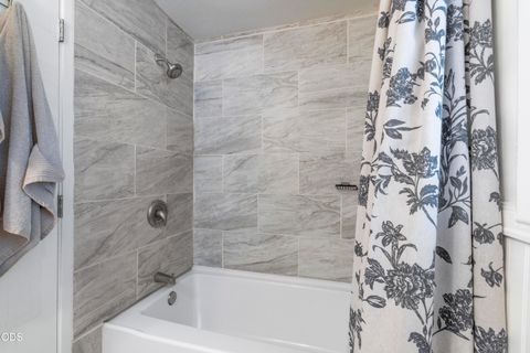 Tiny photo for 4912 Lorrayne Place, Klamath Falls, OR 97603 (MLS # 220224104)