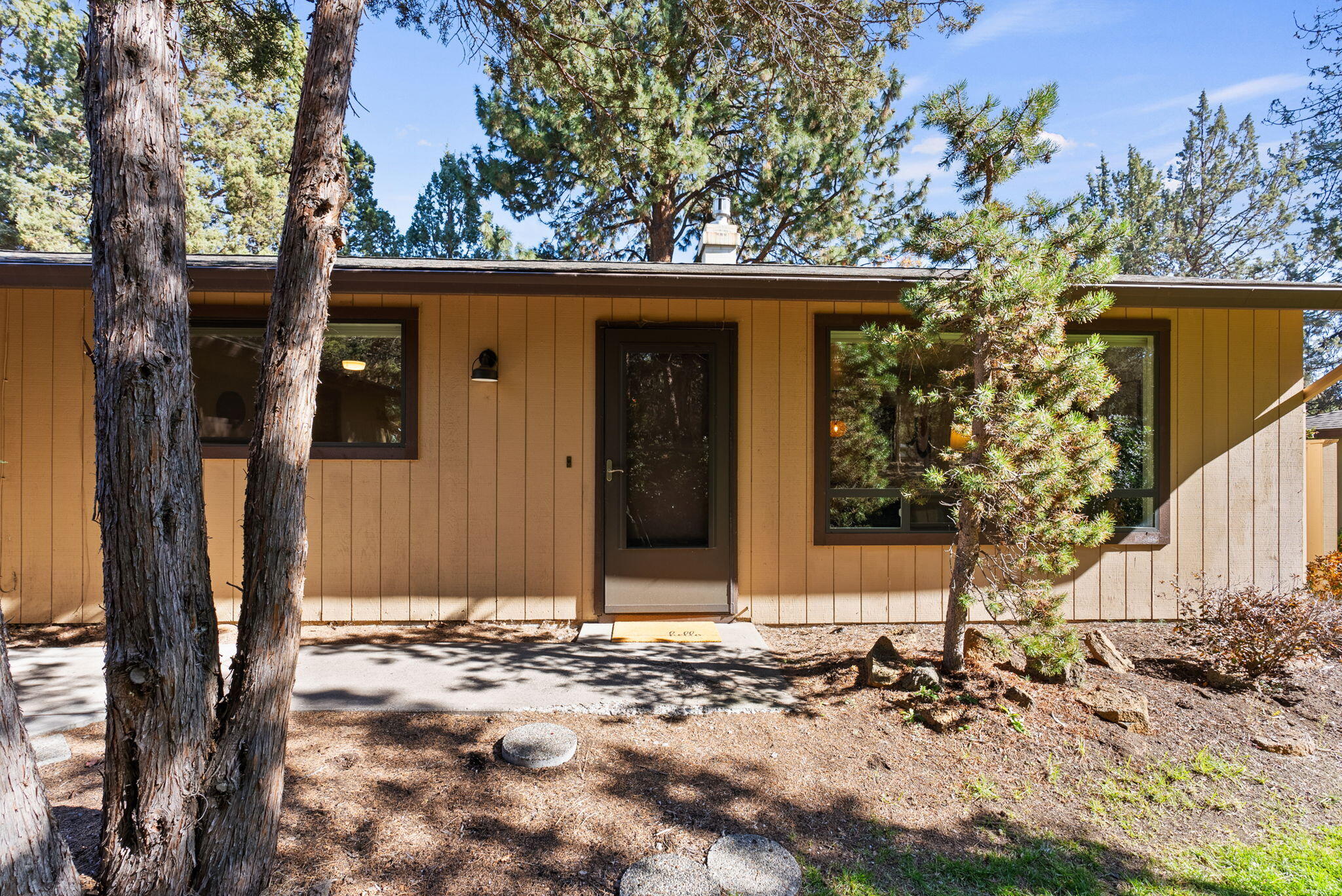 61450 Little John Lane