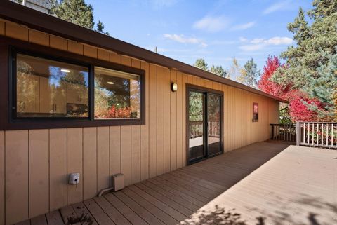 Tiny photo for 61450 Little John Lane, Bend, OR 97702 (MLS # 220211115)