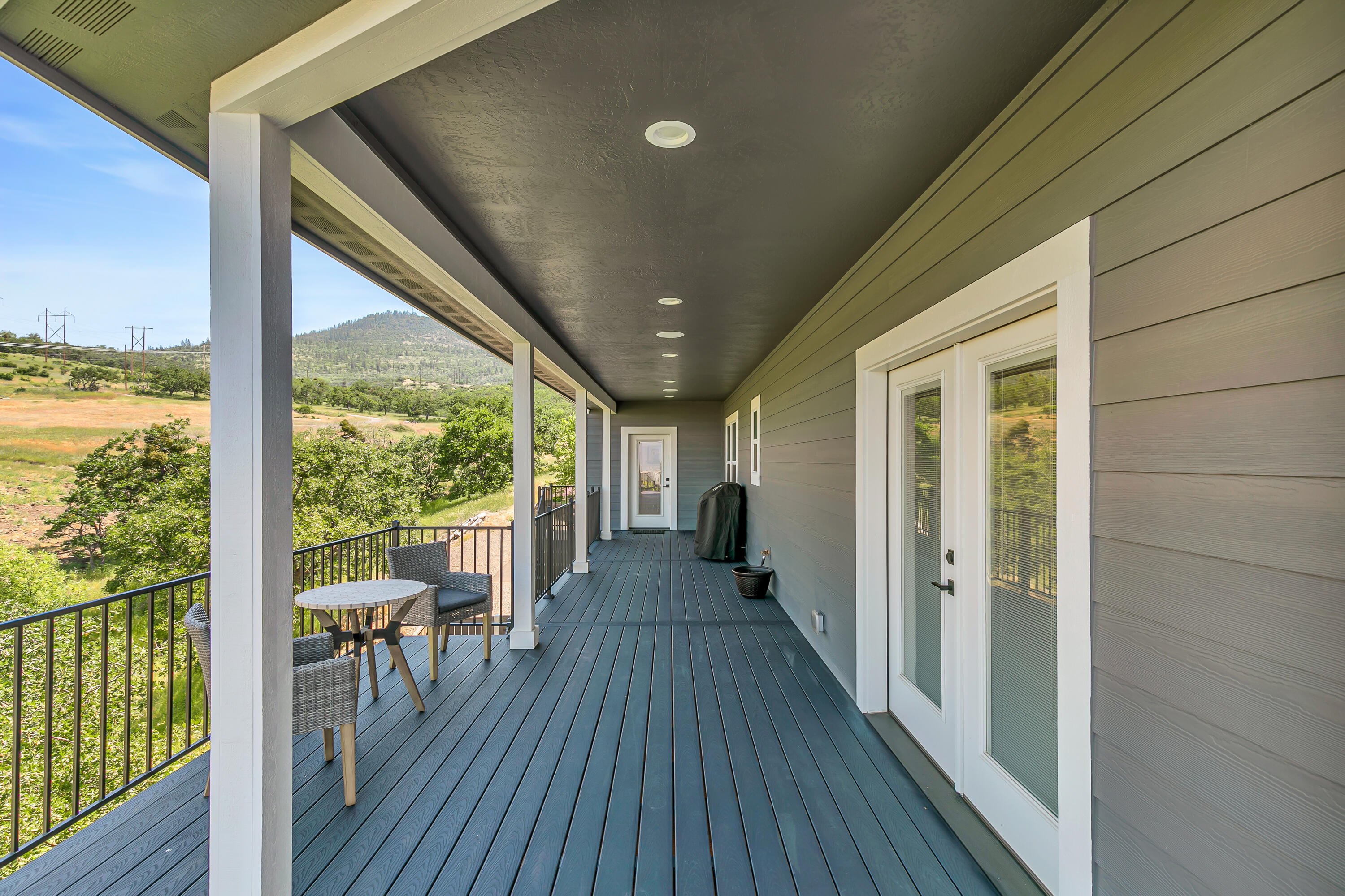 Bella Vista Heights Phases 1 & 2 - Residential