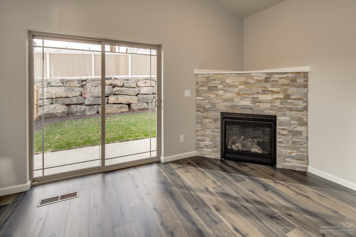 Fieldstone Crossing - Residential