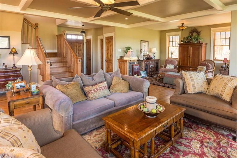 Pine Meadow Vill - Residential