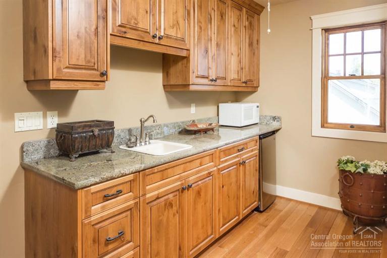 Pine Meadow Vill - Residential