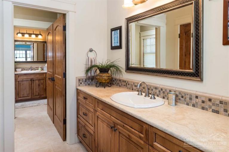 Pine Meadow Vill - Residential