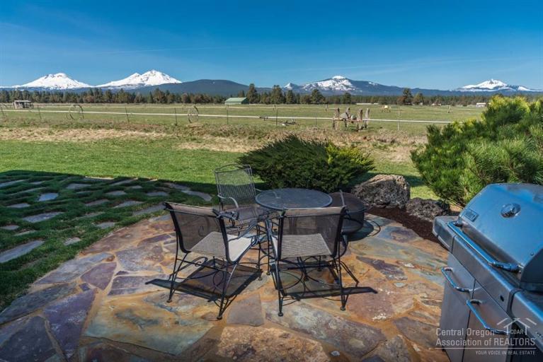 Pine Meadow Vill - Residential