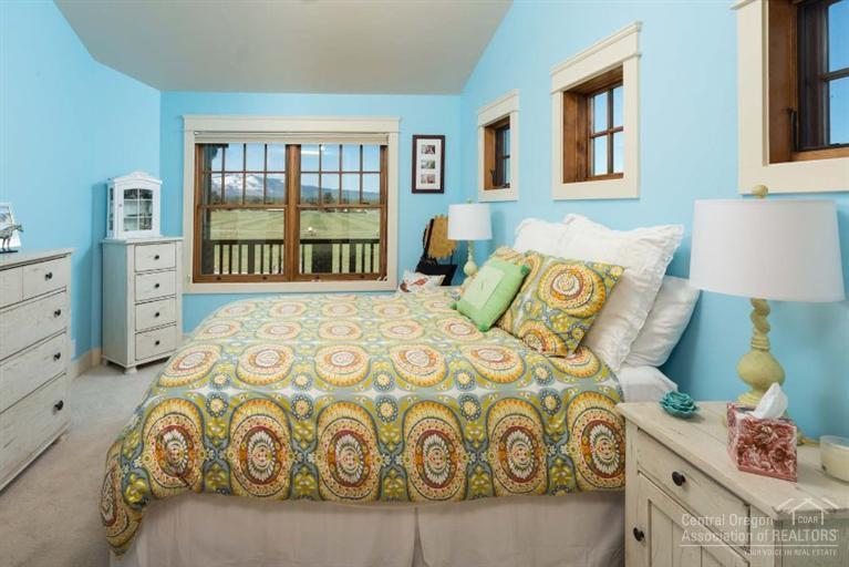 Pine Meadow Vill - Residential