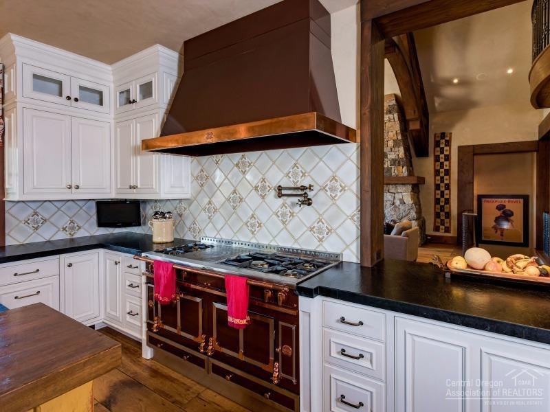 The Highlands at Broken Top - Residential