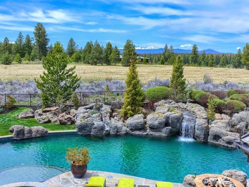 The Highlands at Broken Top - Residential