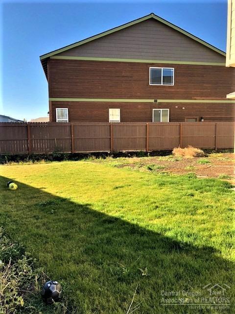 Ni Lah Sha Village - Residential