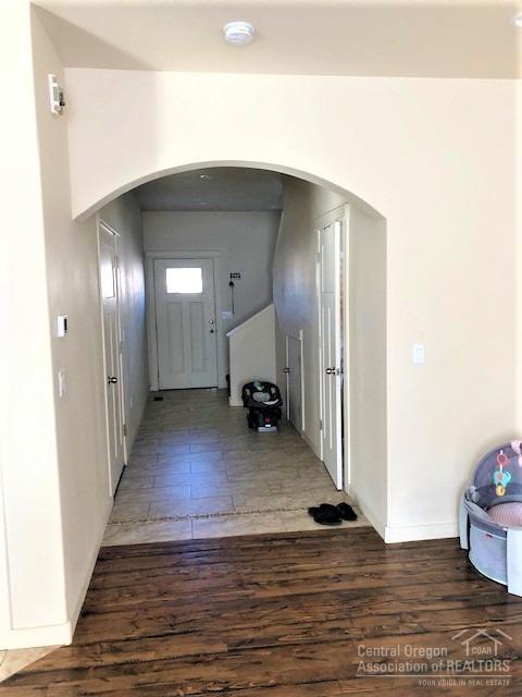 Ni Lah Sha Village - Residential