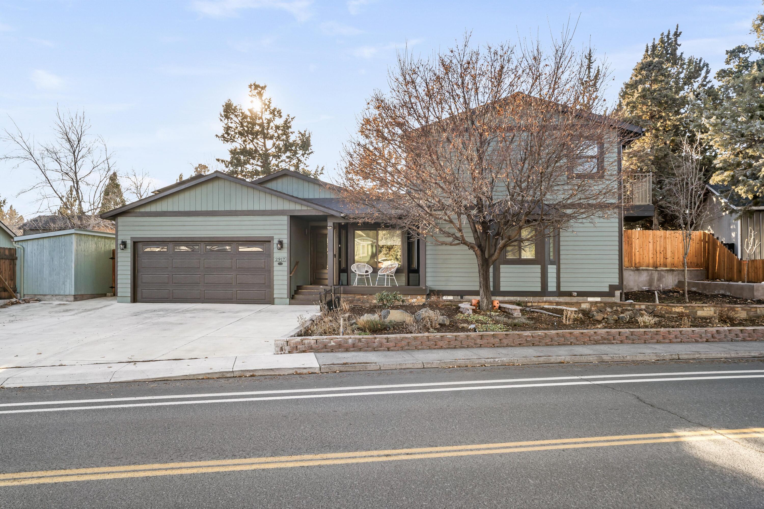 2917 NE Purcell Boulevard