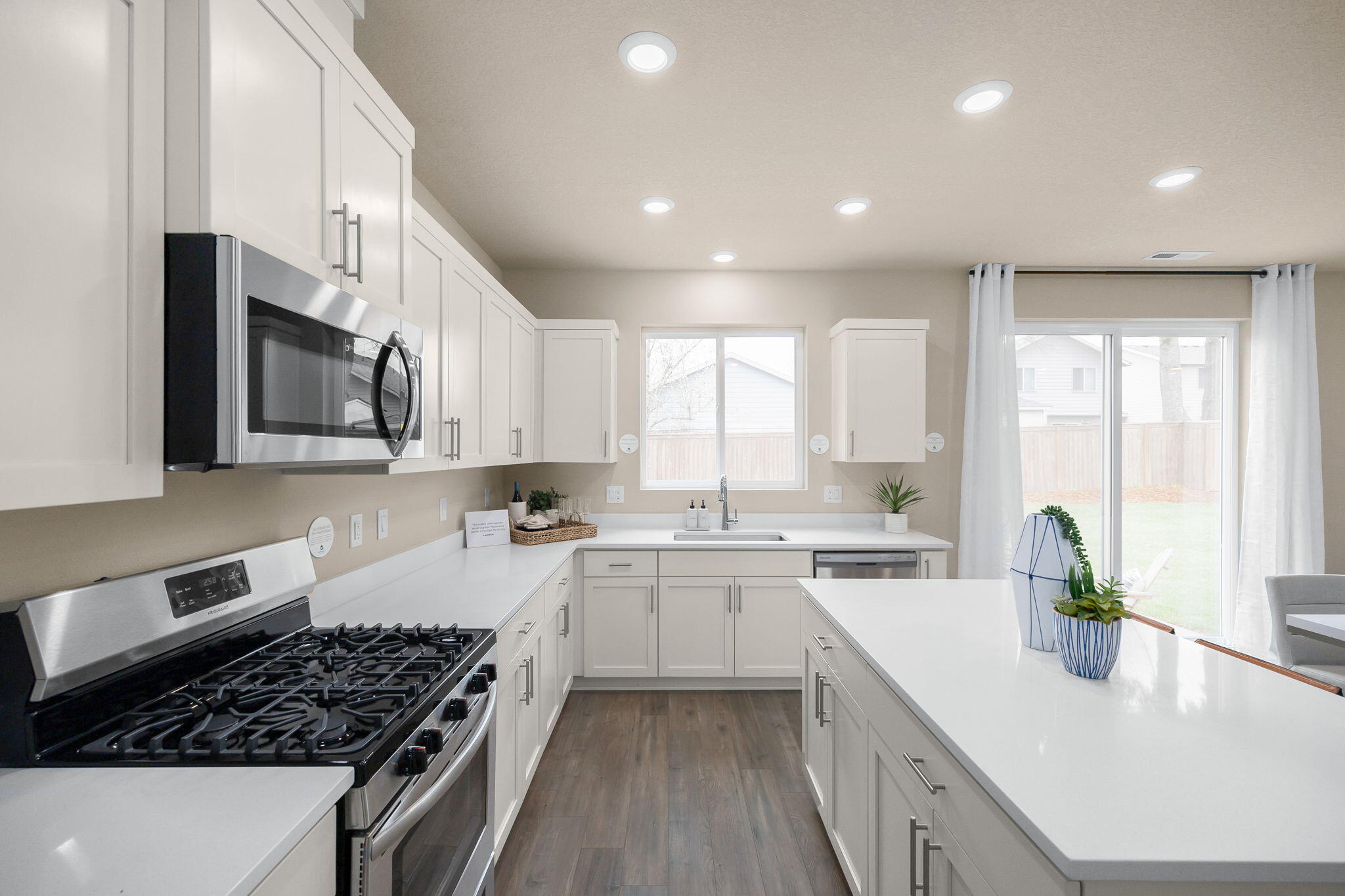 Acadia Pointe Phase 1 and 2 - Residential