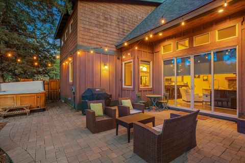 Tiny photo for 714 S Wrangler Court, Sisters, OR 97759 (MLS # 220215699)