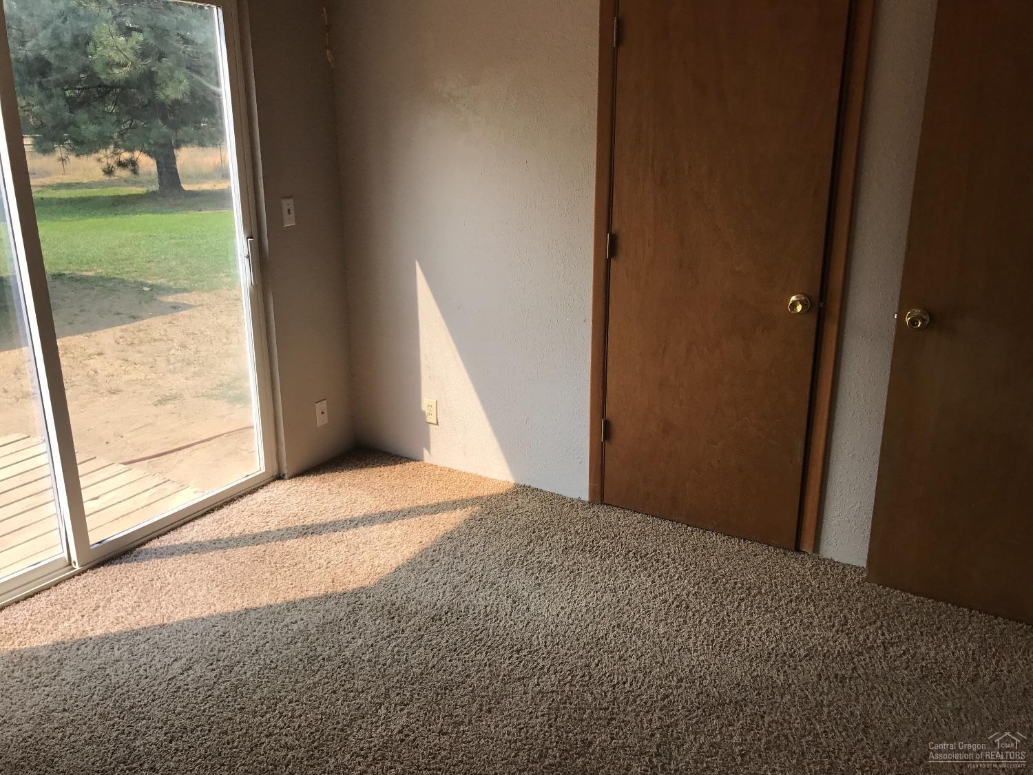 Lynne Acres - Residential