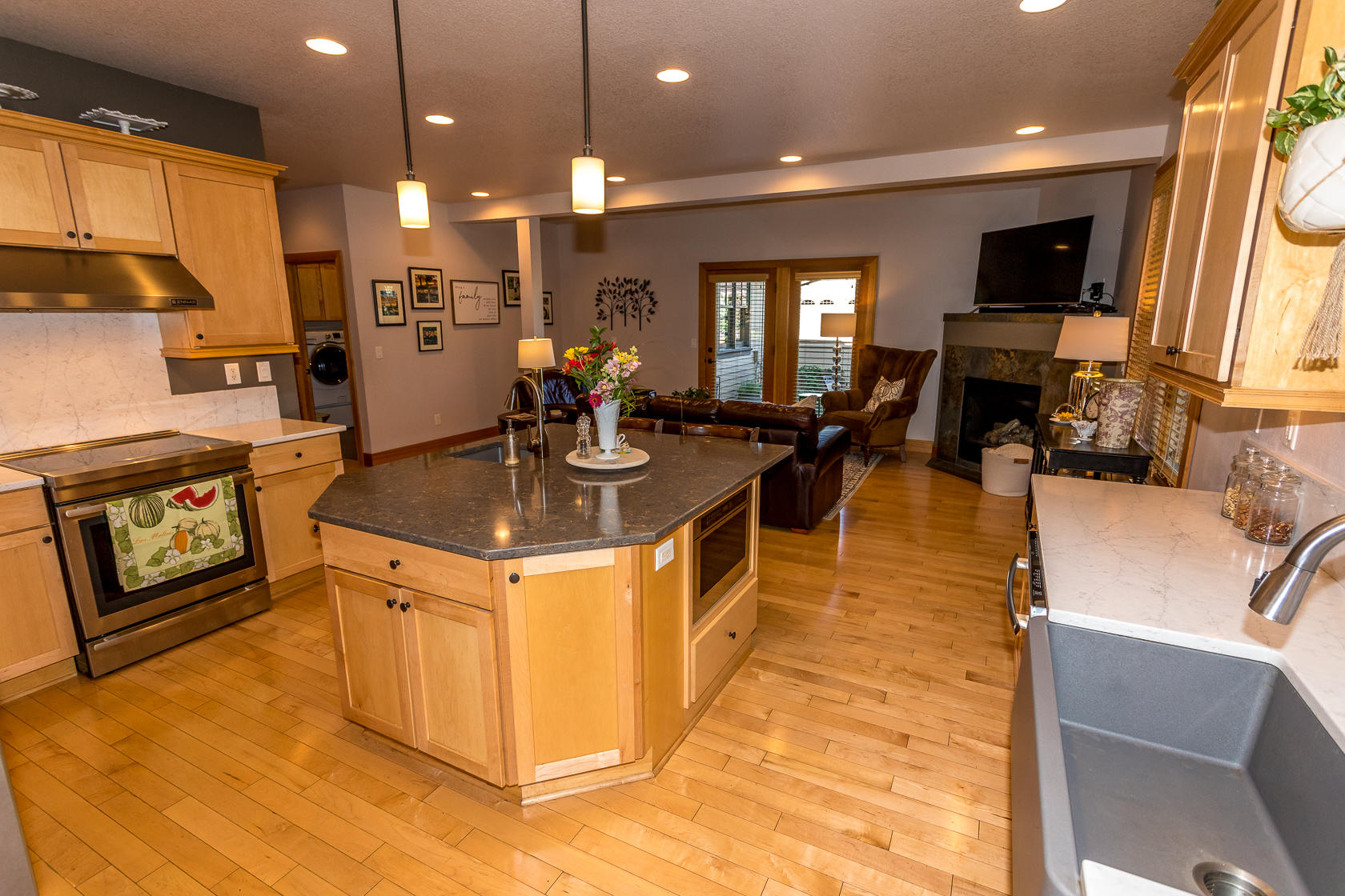 Pine Meadow Vill - Residential