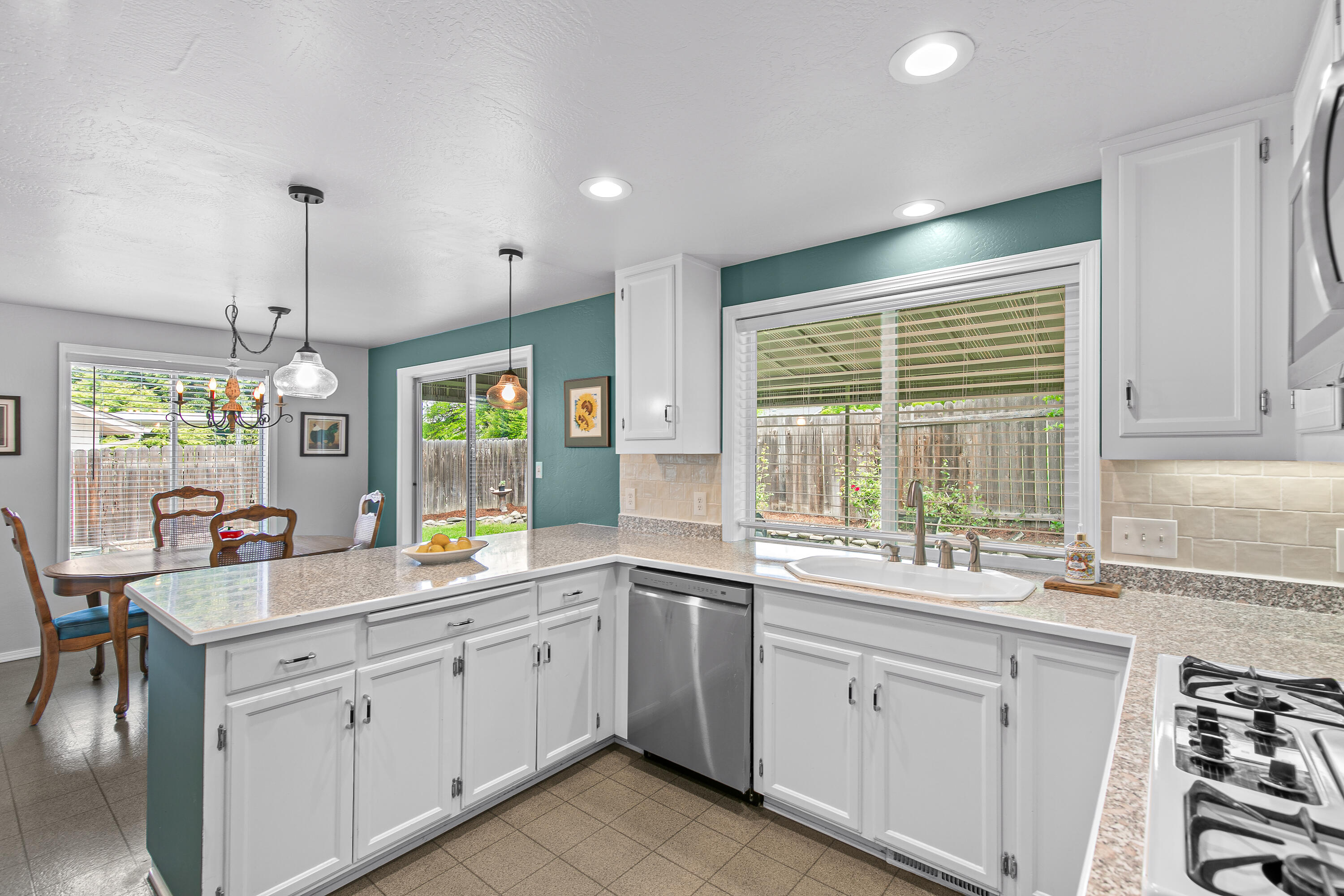 Ridge Way Heights - Residential