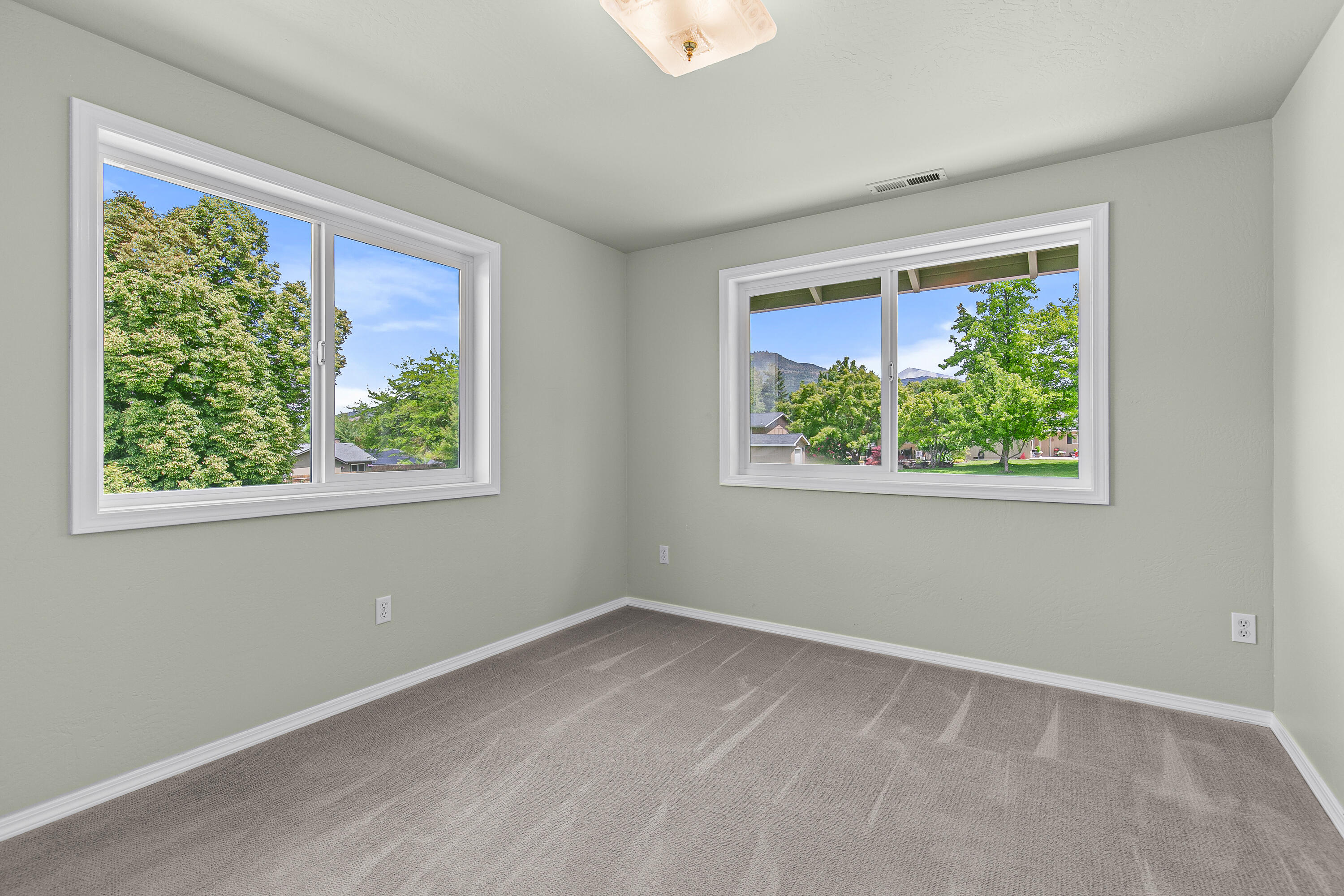 Ridge Way Heights - Residential