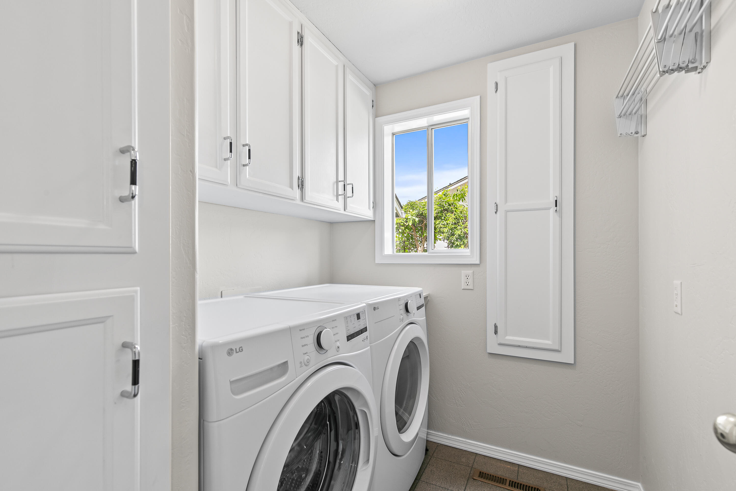 Ridge Way Heights - Residential