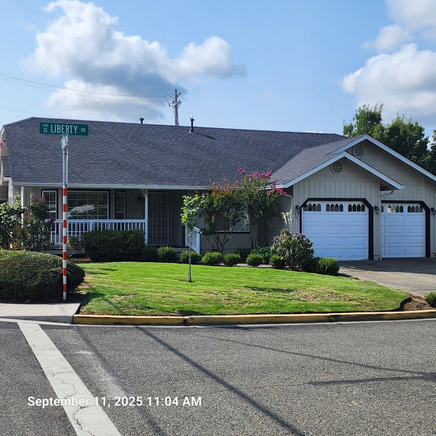 What a magnificent home in a great neighborhood in a great location. Part of the Harbeck Subdivision (no HOAs), new roof in 2017. Close to Schools, shopping, Three Rivers Hospital, Rogue River, restaurants & so much more. Buyer to do their own due diligence on the condition and use of the house and property.