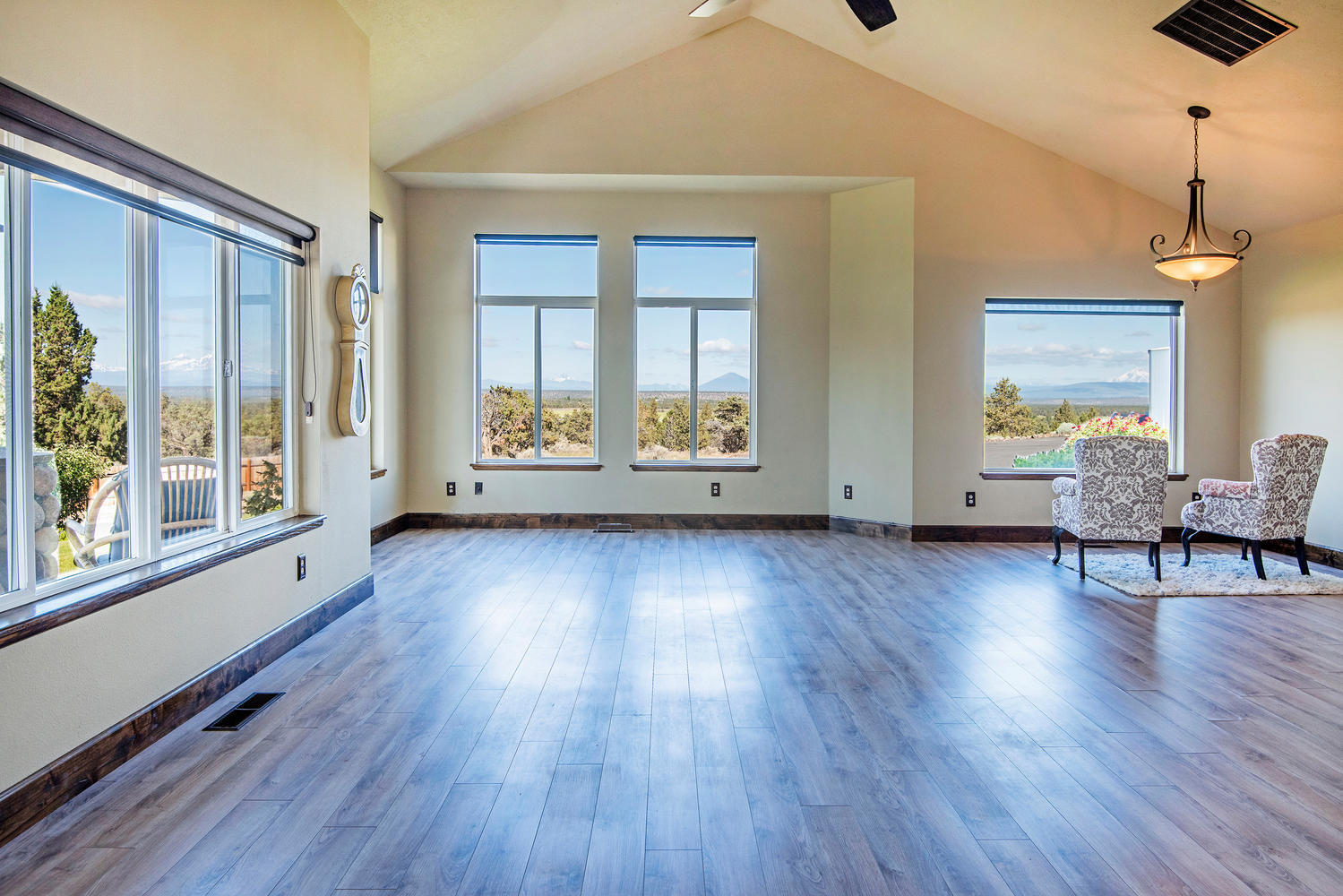 Squire Ridge - Residential