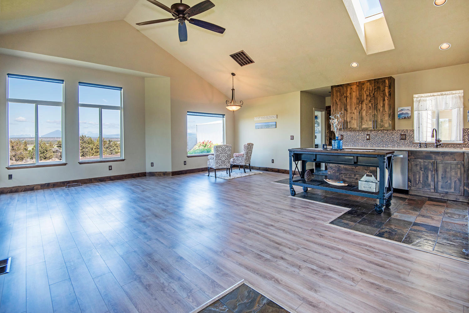 Squire Ridge - Residential