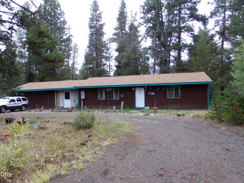 Photo of 15972 Bull Bat Lane, La Pine, OR 97739 (MLS # 220228781)