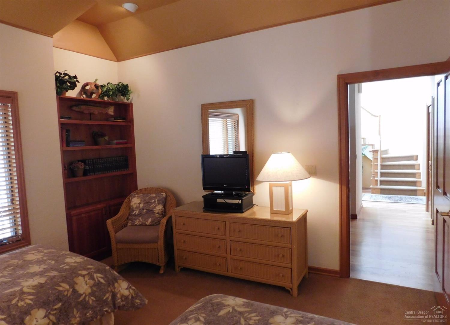 StoneTH - Residential