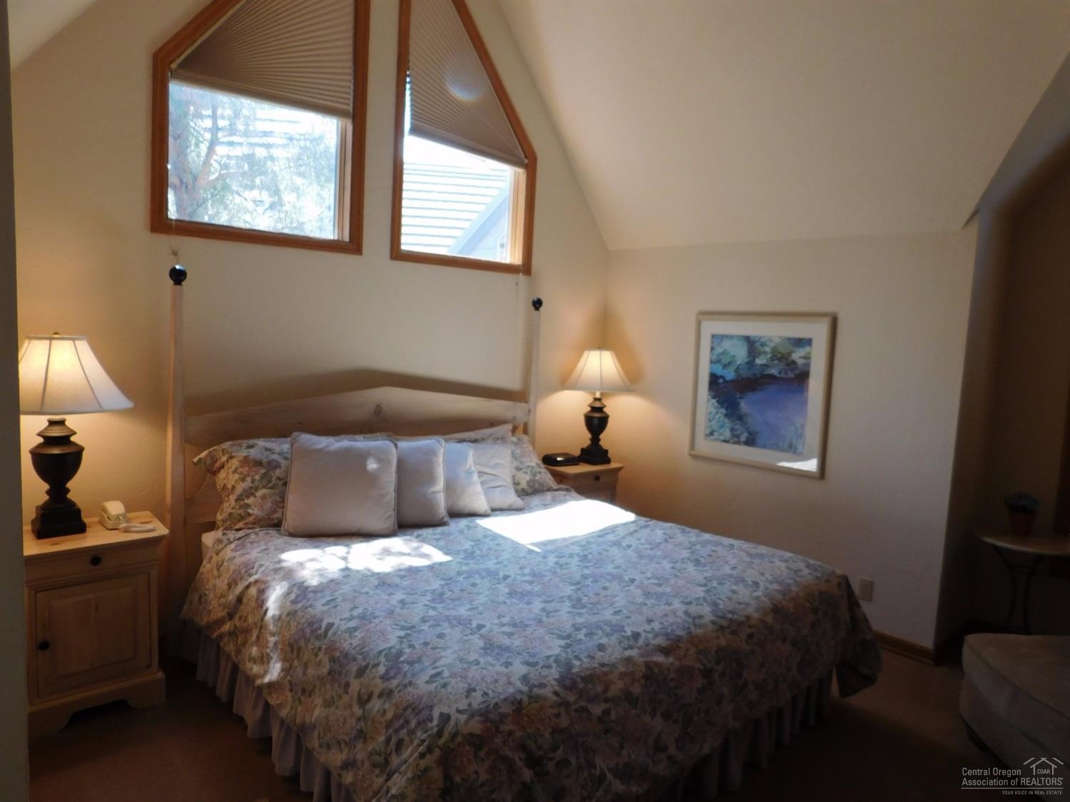 StoneTH - Residential