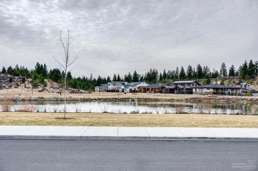 Property Features: flat, premium building site in NW Crossing, View of Discovery Park and lake.