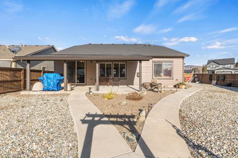 Tiny photo for 5008 Amberview Lane, Klamath Falls, OR 97603 (MLS # 220213690)