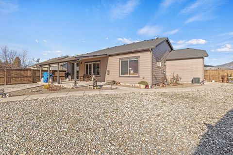 Tiny photo for 5008 Amberview Lane, Klamath Falls, OR 97603 (MLS # 220213690)
