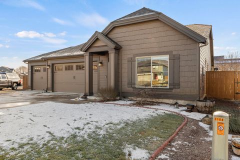 Tiny photo for 5008 Amberview Lane, Klamath Falls, OR 97603 (MLS # 220213690)