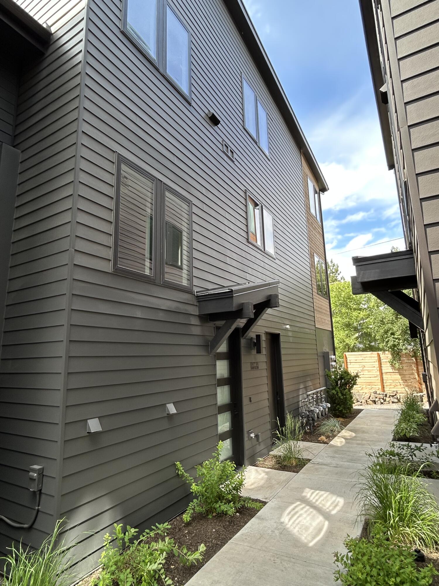 26 NW McCann Avenue UNIT 4