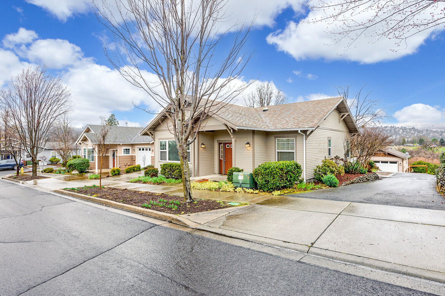 Great Oaks At Mountain Meadows, APlanned Community - Residential