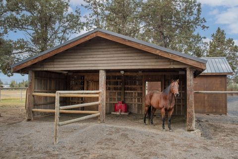 Tiny photo for 6180 SW Wickiup Lane, Redmond, OR 97756 (MLS # 220211681)