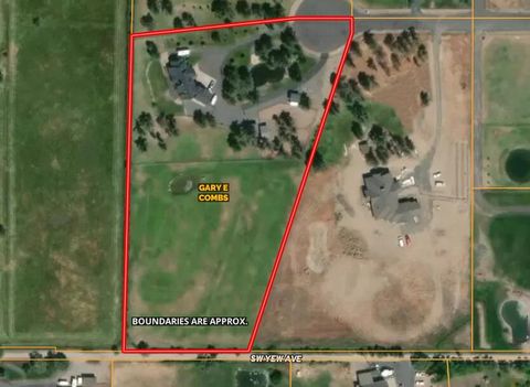 Tiny photo for 6180 SW Wickiup Lane, Redmond, OR 97756 (MLS # 220211681)