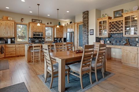 Tiny photo for 6180 SW Wickiup Lane, Redmond, OR 97756 (MLS # 220211681)