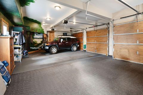 Tiny photo for 6180 SW Wickiup Lane, Redmond, OR 97756 (MLS # 220211681)