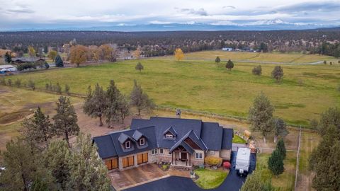 Photo of 6180 SW Wickiup Lane, Redmond, OR 97756 (MLS # 220211681)