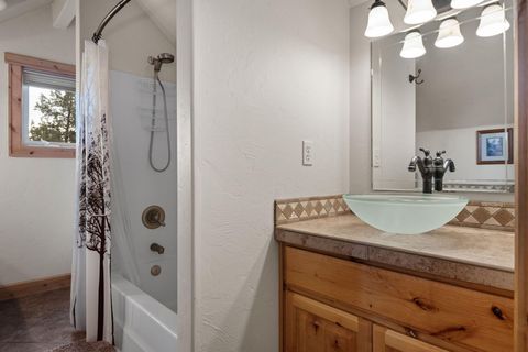 Tiny photo for 6180 SW Wickiup Lane, Redmond, OR 97756 (MLS # 220211681)