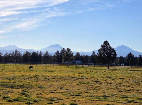 Tiny photo for 6180 SW Wickiup Lane, Redmond, OR 97756 (MLS # 220211681)