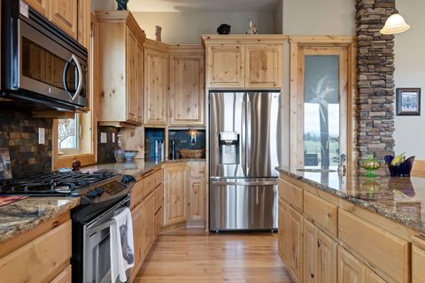 Tiny photo for 6180 SW Wickiup Lane, Redmond, OR 97756 (MLS # 220211681)