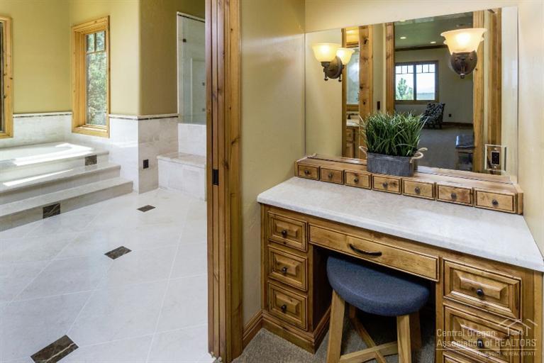 Awbrey Butte - Residential