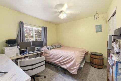 Tiny photo for 650 Sarah Lane, Eagle Point, OR 97524 (MLS # 220212003)