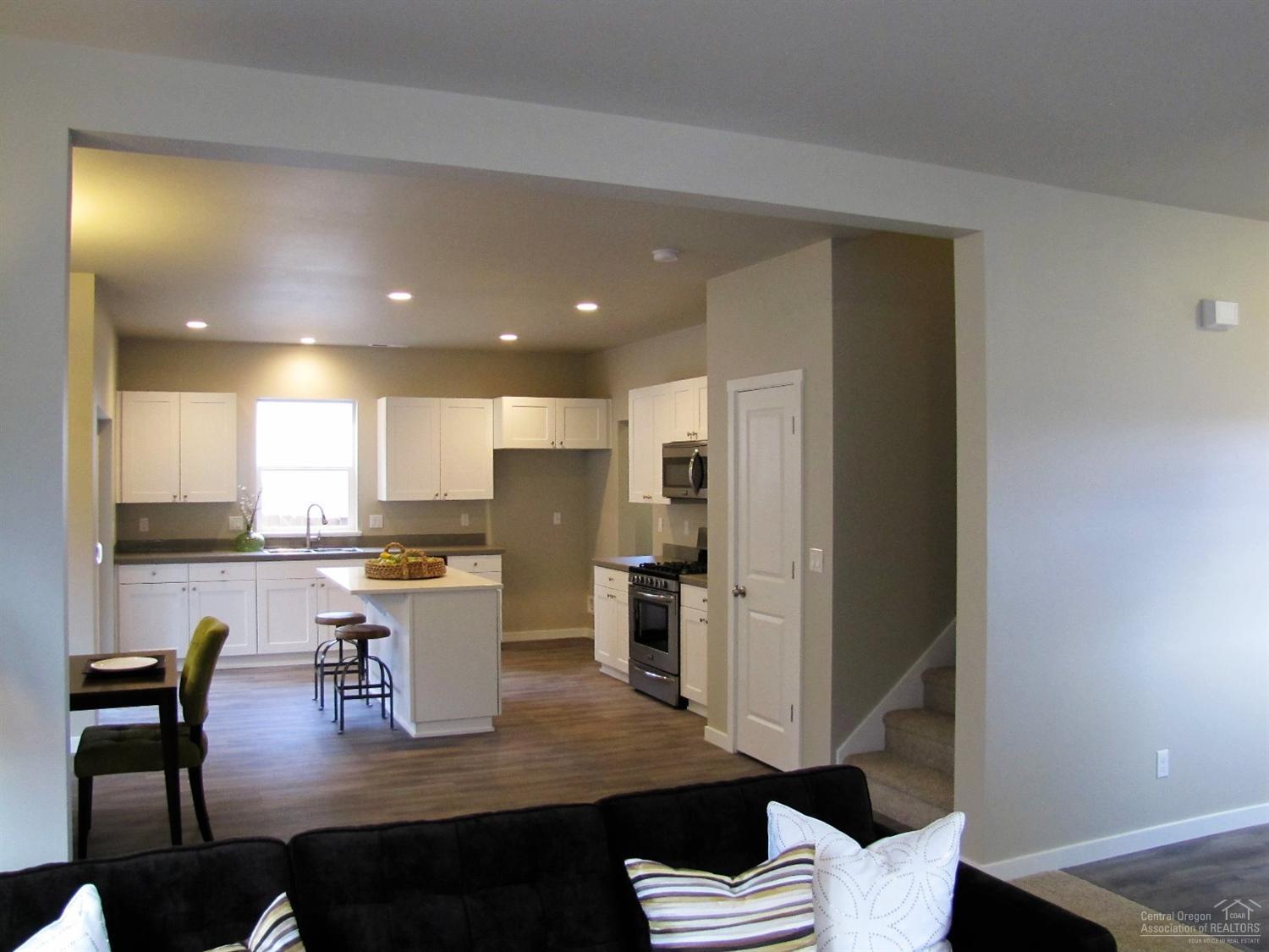 Reed Pointe - Residential