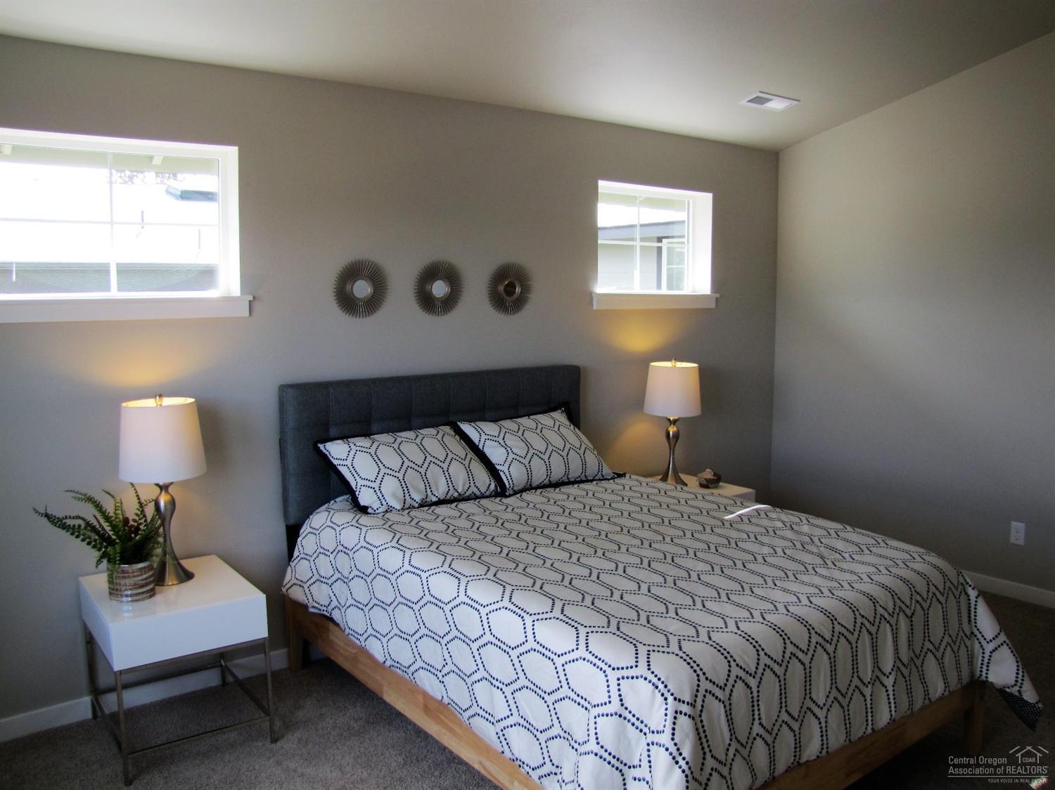 Reed Pointe - Residential