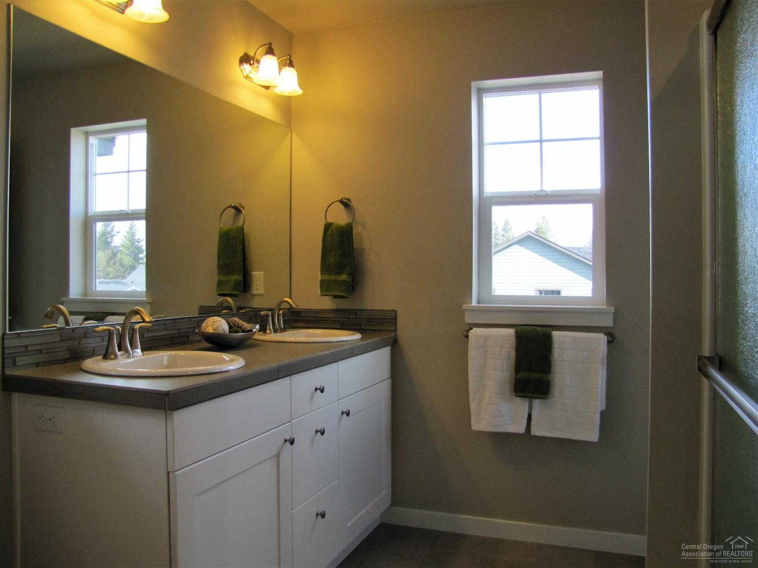 Reed Pointe - Residential